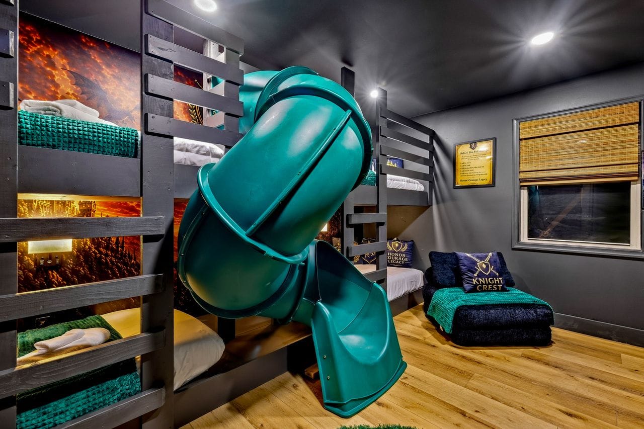 King Crest suite